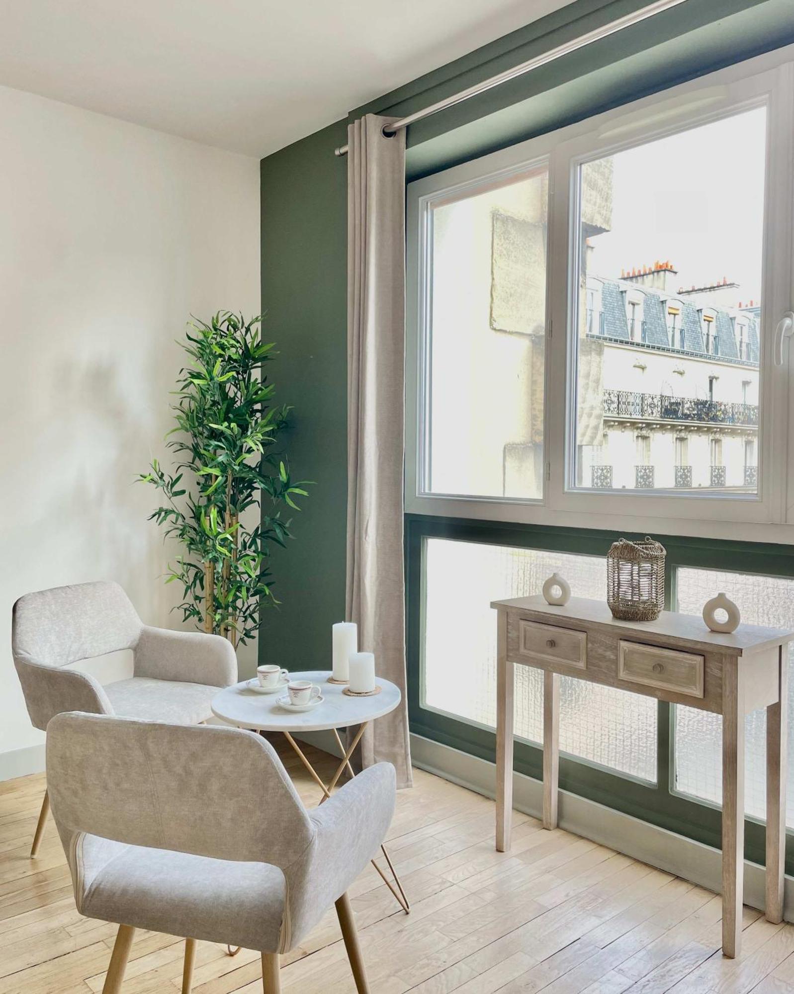 Welcoming Near Eiffel Tower Apartment